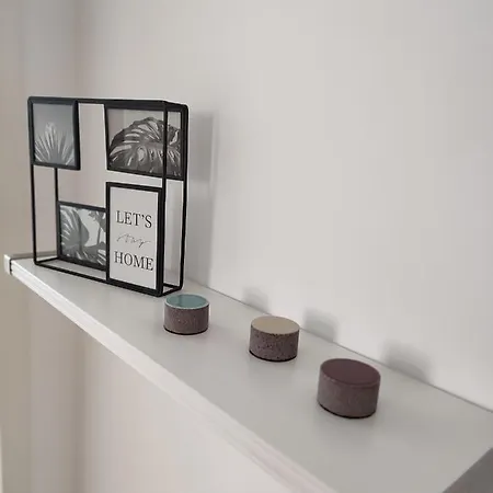 Apartmán 50 Qm Ferienwohnung Fuer 3 Personen, Monteure Oder Geschaeftsreisende, 400 M Bis Lokschuppen, Smart-Tv, Wlan, Lidl Fusslaeufig Erreichbar Bielefeld
